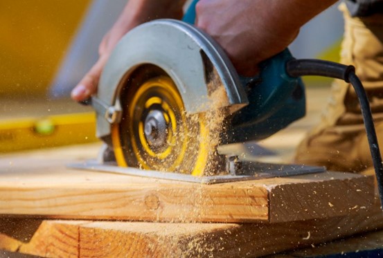 เครื่องตัดไม้แบบแมนนวล (Manual WoodCutting Machines)