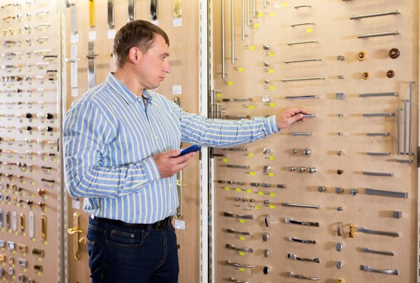 อุปกรณ์ฟิตติ้งเฟอร์นิเจอร์คืออะไร?