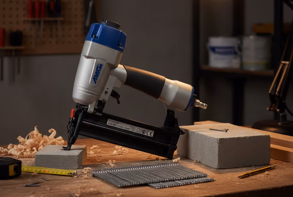 3. ปืนยิงลูกแม็กคอนกรีต (Concrete Nailer)